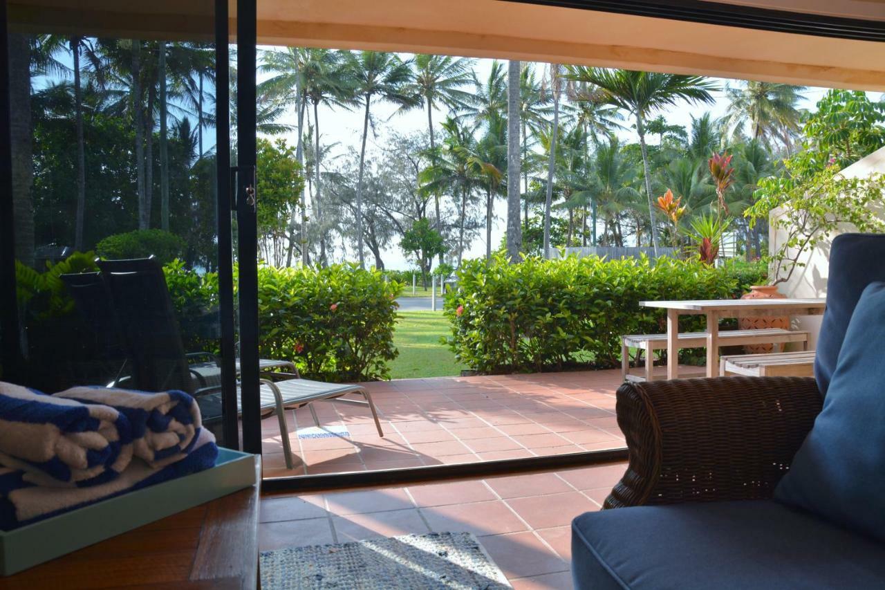 Number 2 On The Beach | Beautiful Beachfront Villa 포트 더글라스 외부 사진